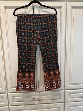 Maeve “The Margot” Green and Orange Funky Patterned Cropped Pants